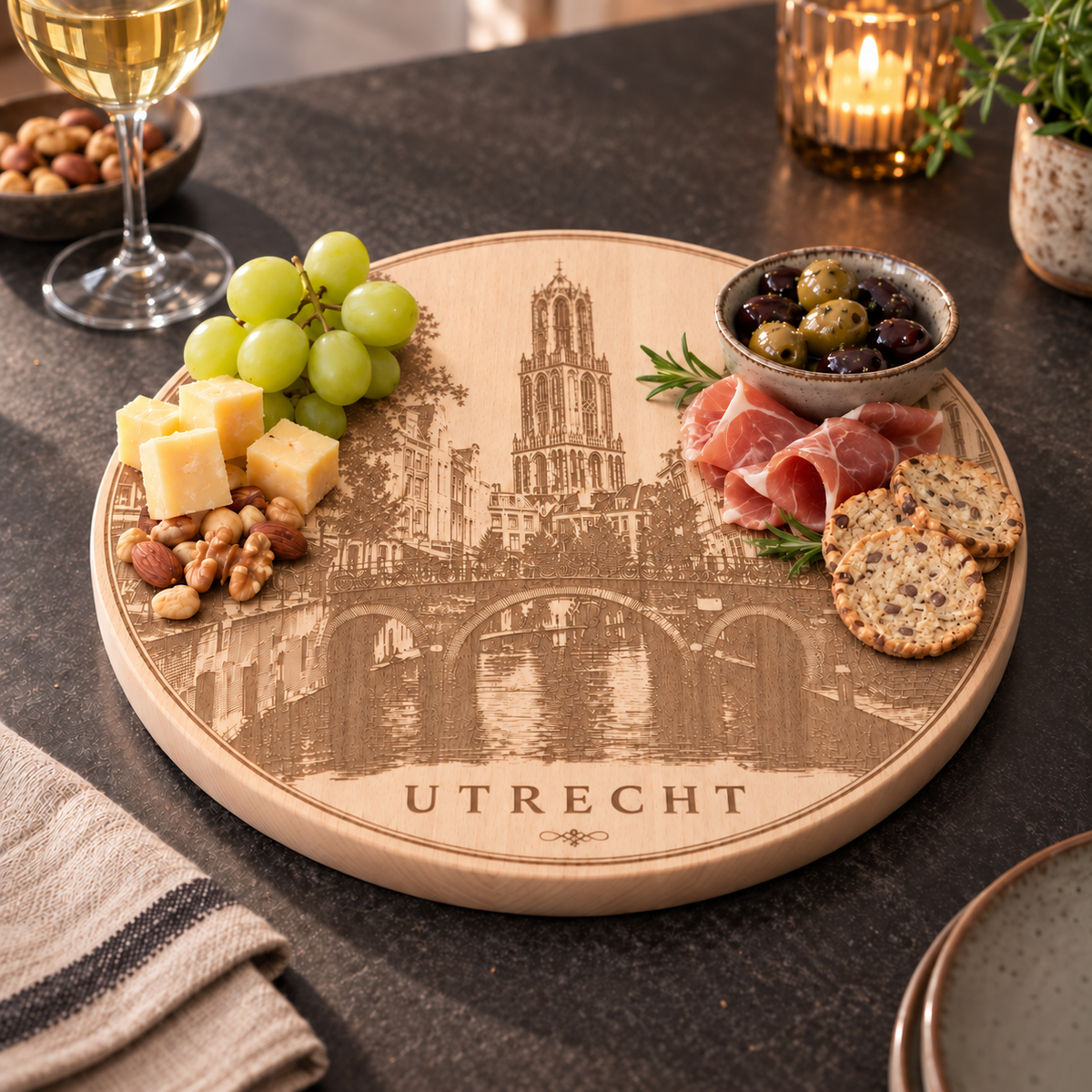 Sfeerfoto van Beuken snij- en borrelplank Utrecht, Oudegracht