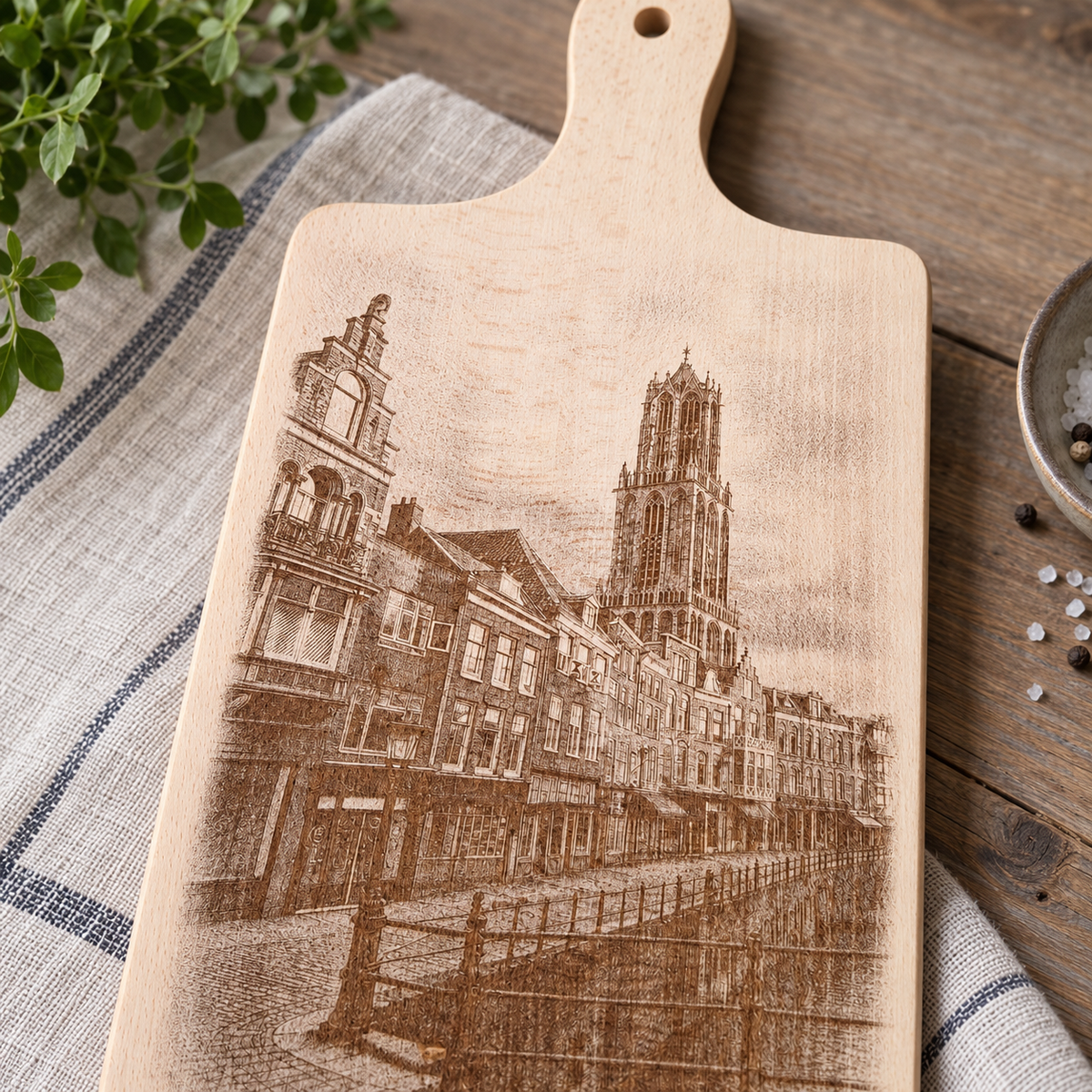 Detail van Beuken snij- en borrelplank Utrecht, 44 × 20 cm